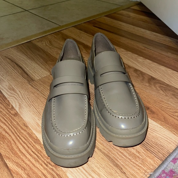 Zara Womens Loafers - Picture 1 of 4